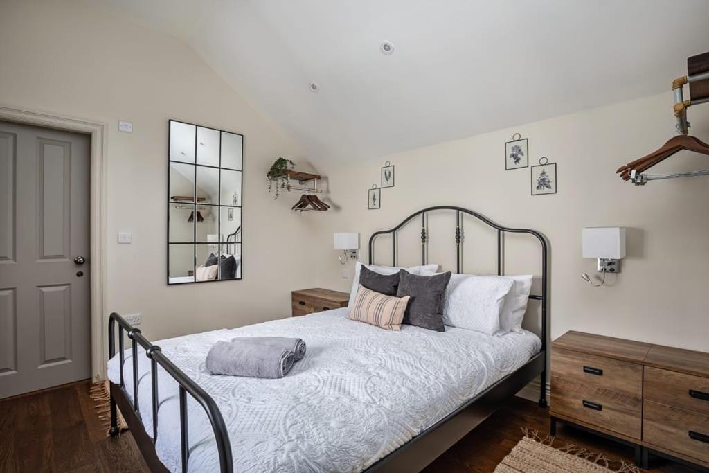 Paradise Square-Remodelled 18Th Century Apartment Sheffield Buitenkant foto